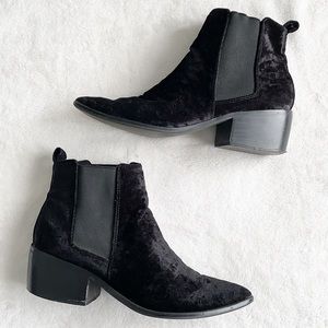 Asos velvet black Ankle Heeled Boot 9